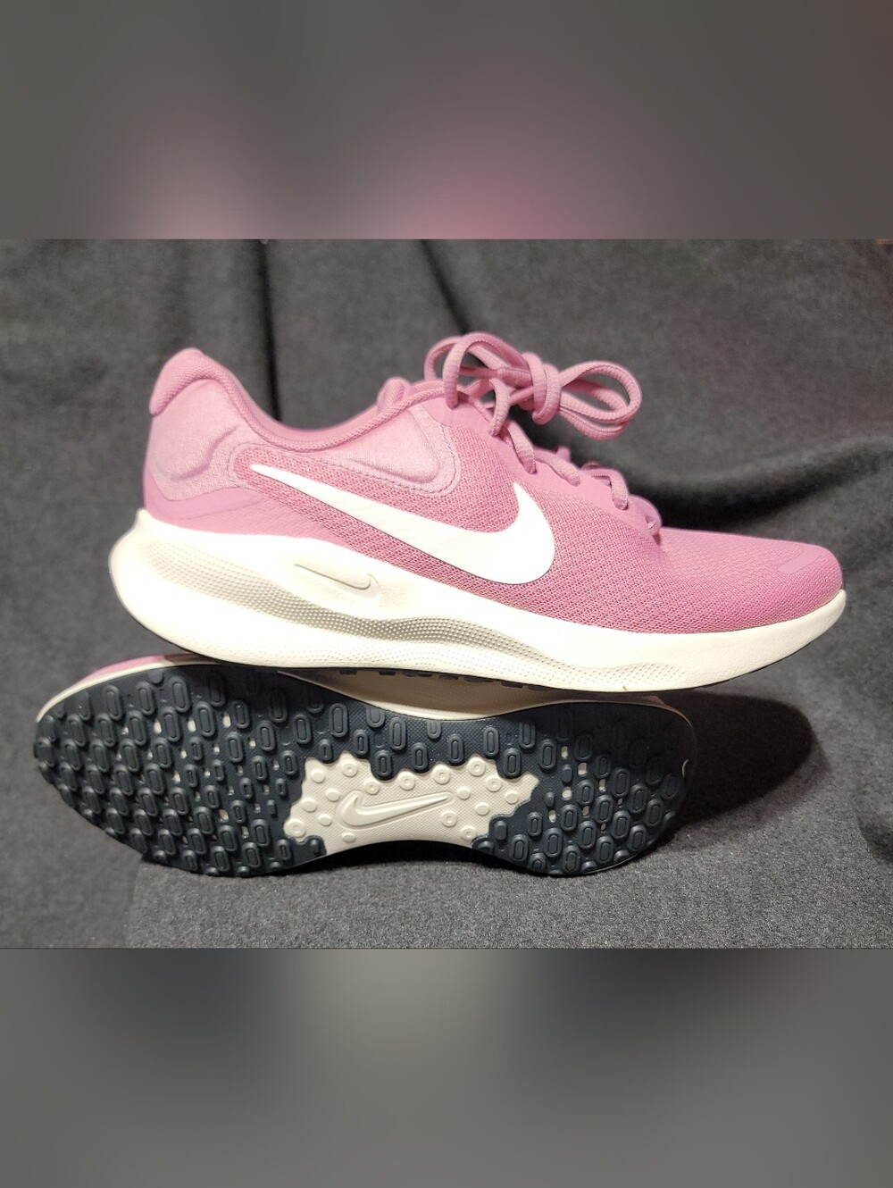 Nike Women's Revolution 7 Running Shoes